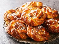 ������� �������� �������� (Kanelbullar)